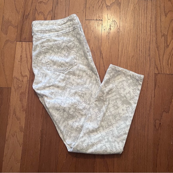 7 for All Mankind Women’s Gray/White Skinny Pants Size 8 - Picture 3 of 6